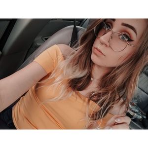 Meet your Posher, Brianna